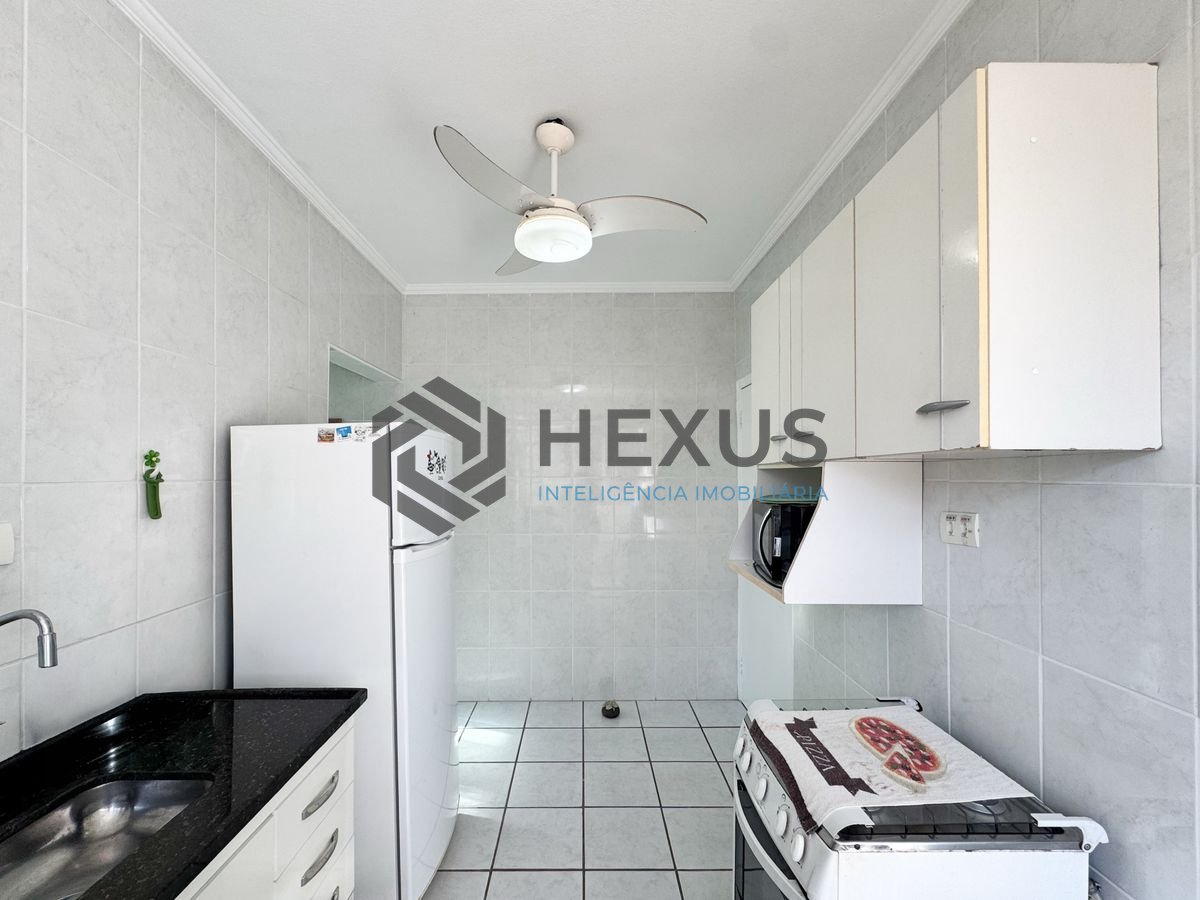Foto 12 de Apartamento a 160m da praia no Jardim Astúrias, Guarujá