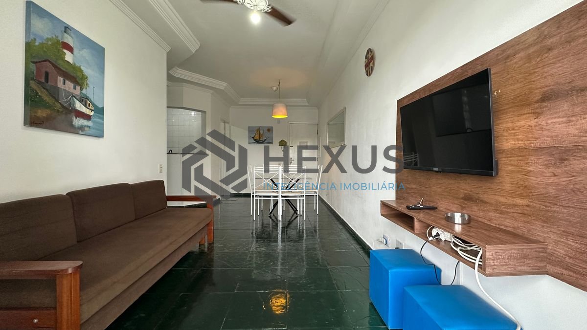 Foto 2 de Apartamento com varanda a 850m da praia na região do Tortugas na Enseada, Guarujá