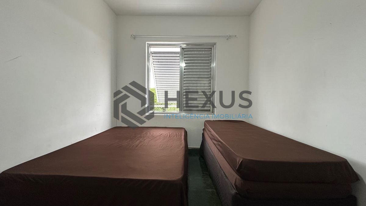 Foto 14 de Apartamento com varanda a 850m da praia na região do Tortugas na Enseada, Guarujá