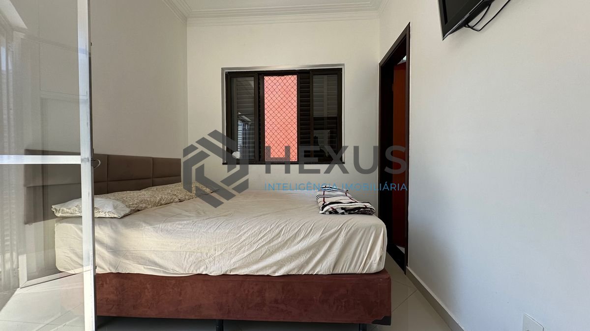 Foto 12 de Apartamento reformado e lazer a 600m da praia na região da Brunella na Enseada, Guarujá