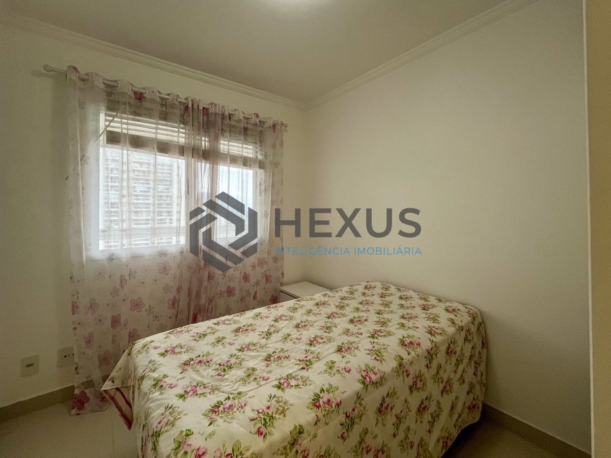 Foto 13 de Apartamento reformado com varanda e lazer na região do Jardim Las Palmas no Jardim Astúrias, Guarujá