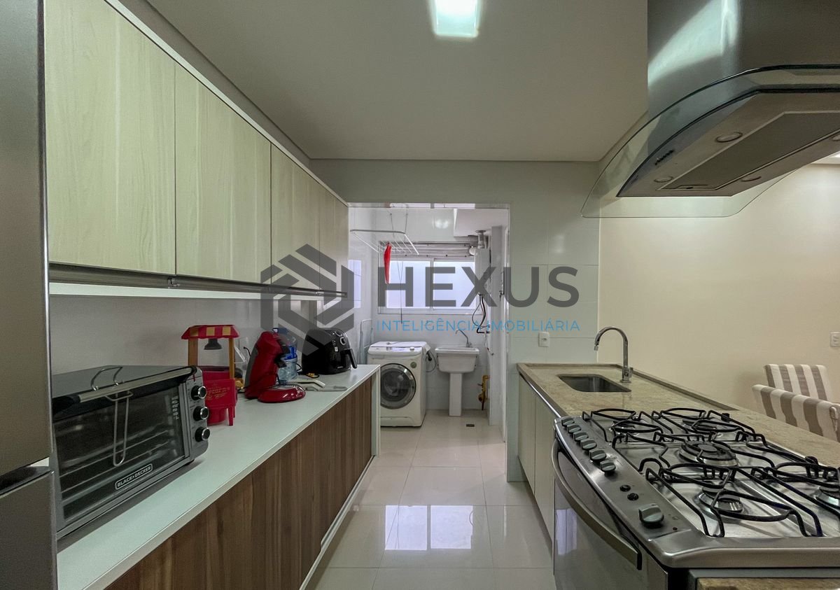 Foto 31 de Apartamento reformado com varanda e lazer na região do Jardim Las Palmas no Jardim Astúrias, Guarujá