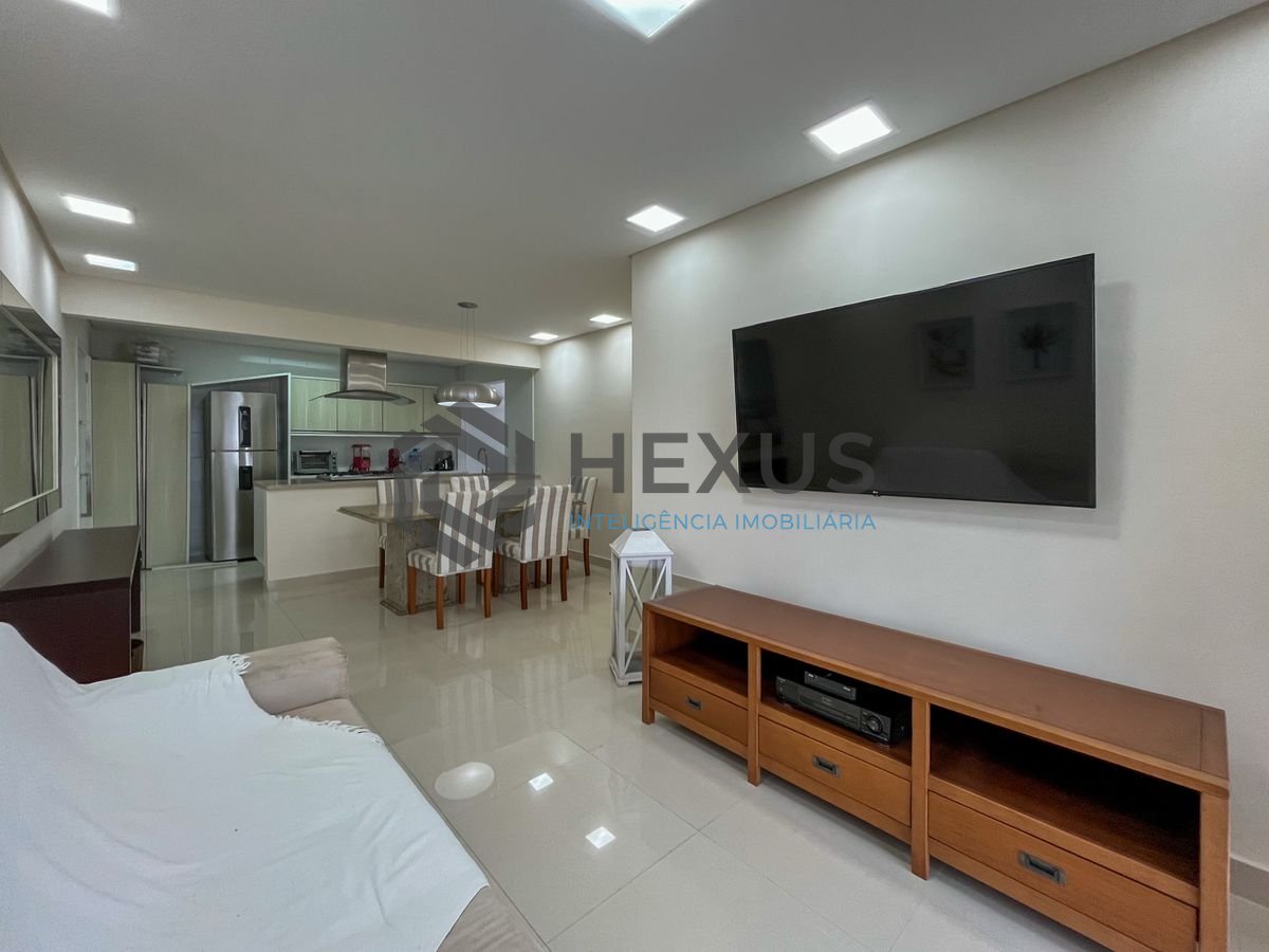 Foto 6 de Apartamento reformado com varanda e lazer na região do Jardim Las Palmas no Jardim Astúrias, Guarujá