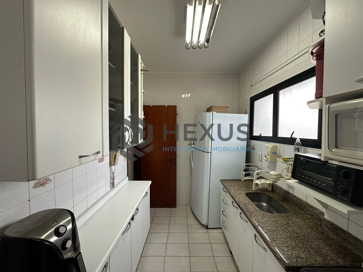 Foto 18 de Apartamento com varanda gourmet vista mar e lazer na Enseada, Guarujá