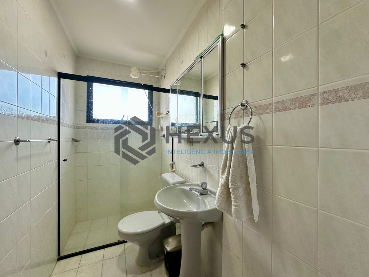Foto 8 de Apartamento com varanda gourmet vista mar e lazer na Enseada, Guarujá