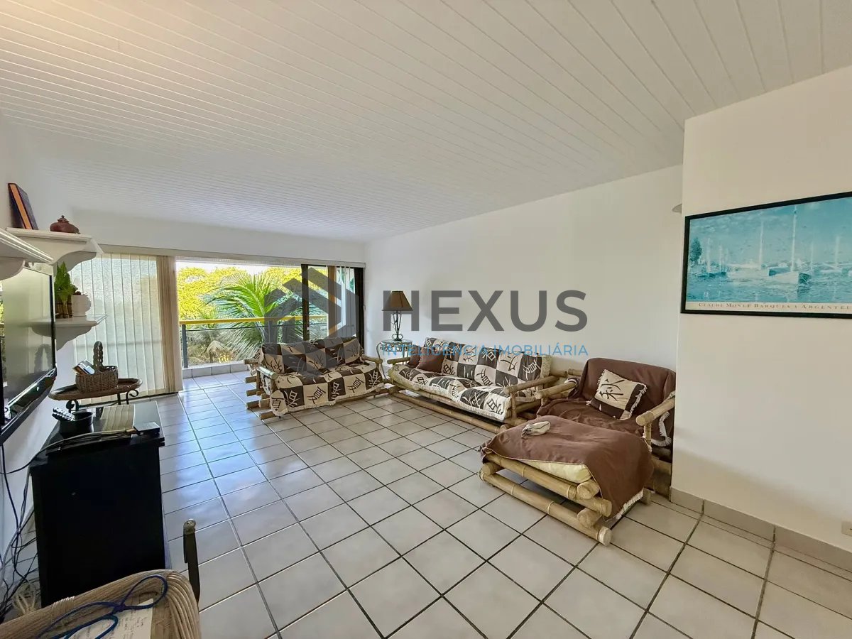 Foto 11 de Apartamento com varanda e lazer na beira mar no Morro Sorocotuba na Enseada, Guarujá
