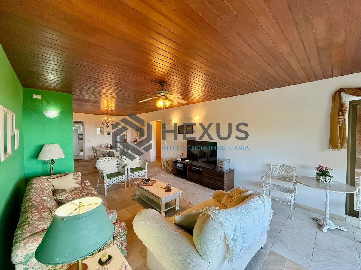 Foto 5 de Apartamento com varanda vista mar e lazer na beira mar no Morro Sorocotuba na Enseada, Guarujá