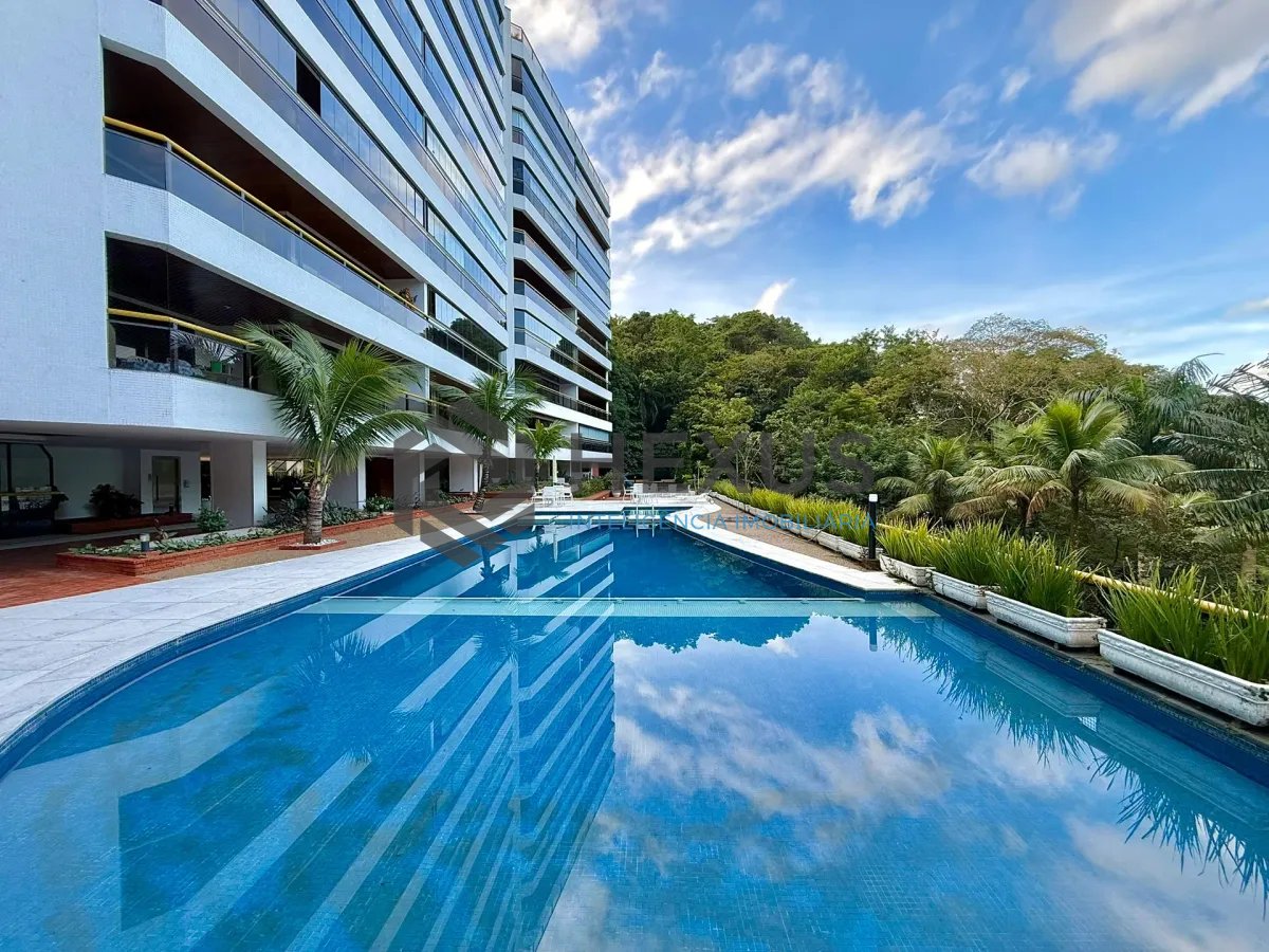Foto 7 de Apartamento com varanda vista mar e lazer na beira mar do Morro Sorocotuba na Enseada, Guarujá