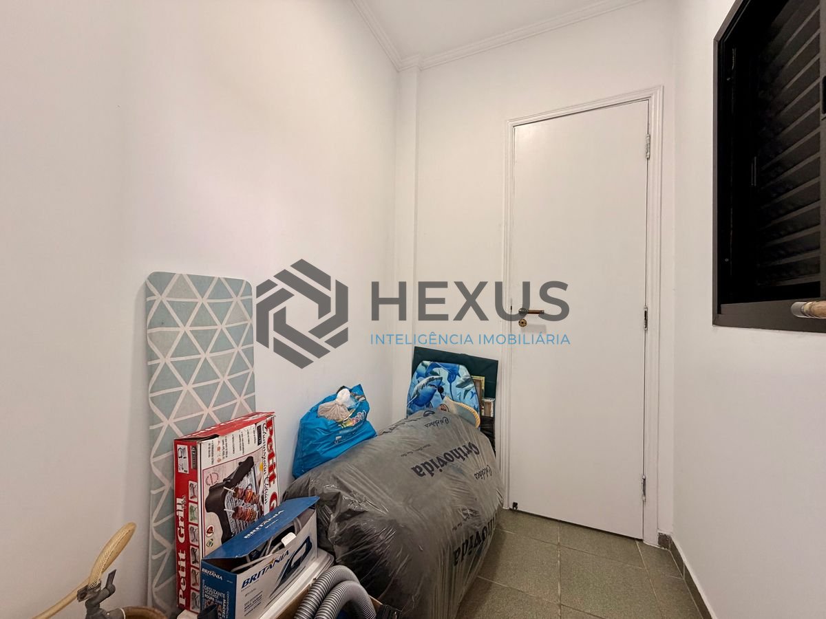 Foto 20 de Apartamento reformado com varanda e lazer no Jardim Astúrias, Guarujá