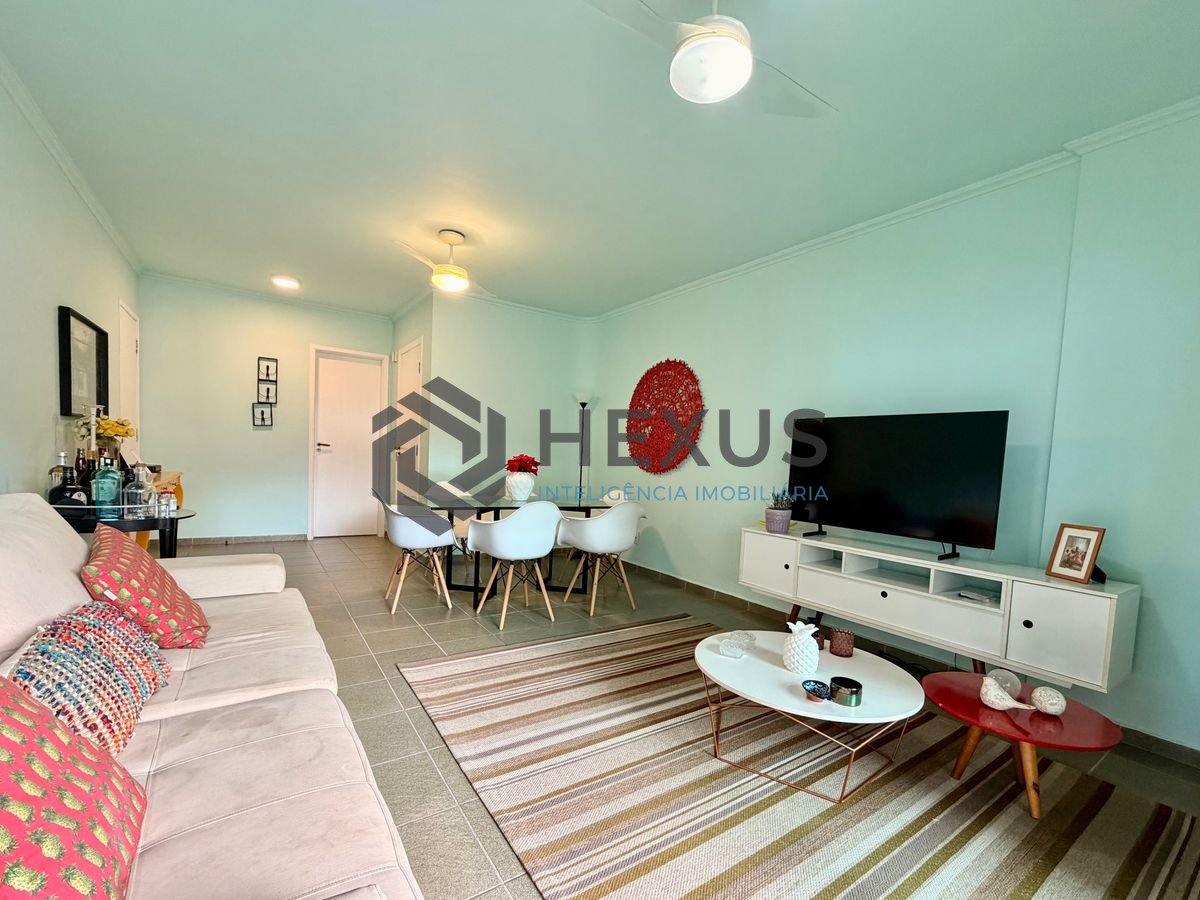 Foto 4 de Apartamento reformado com varanda e lazer no Jardim Astúrias, Guarujá