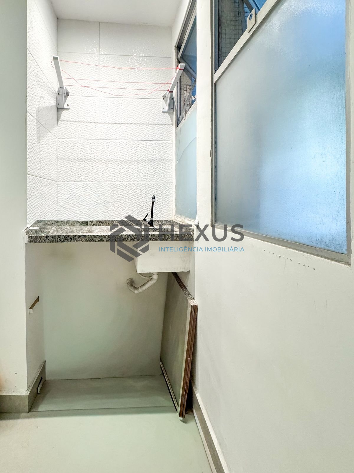 Foto 15 de Apartamento a 1 quadra da praia nas Pitangueiras, Guarujá