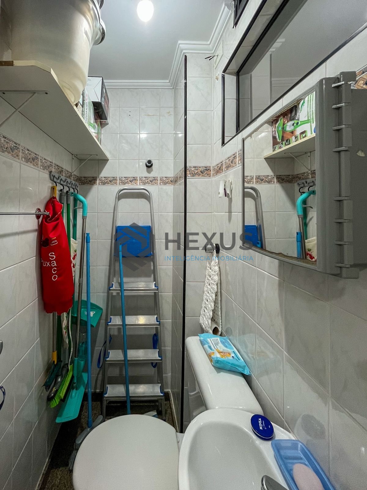 Foto 42 de Apartamento com varanda vista mar e lazer a 2 quadras da praia nas Pitangueiras, Guarujá