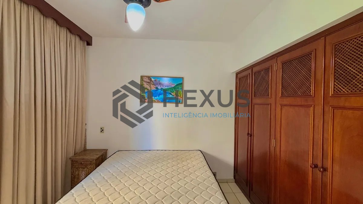 Foto 12 de Apartamento com varanda e lazer a 150m da praia na região da Barra Funda nas Pitangueiras, Guarujá