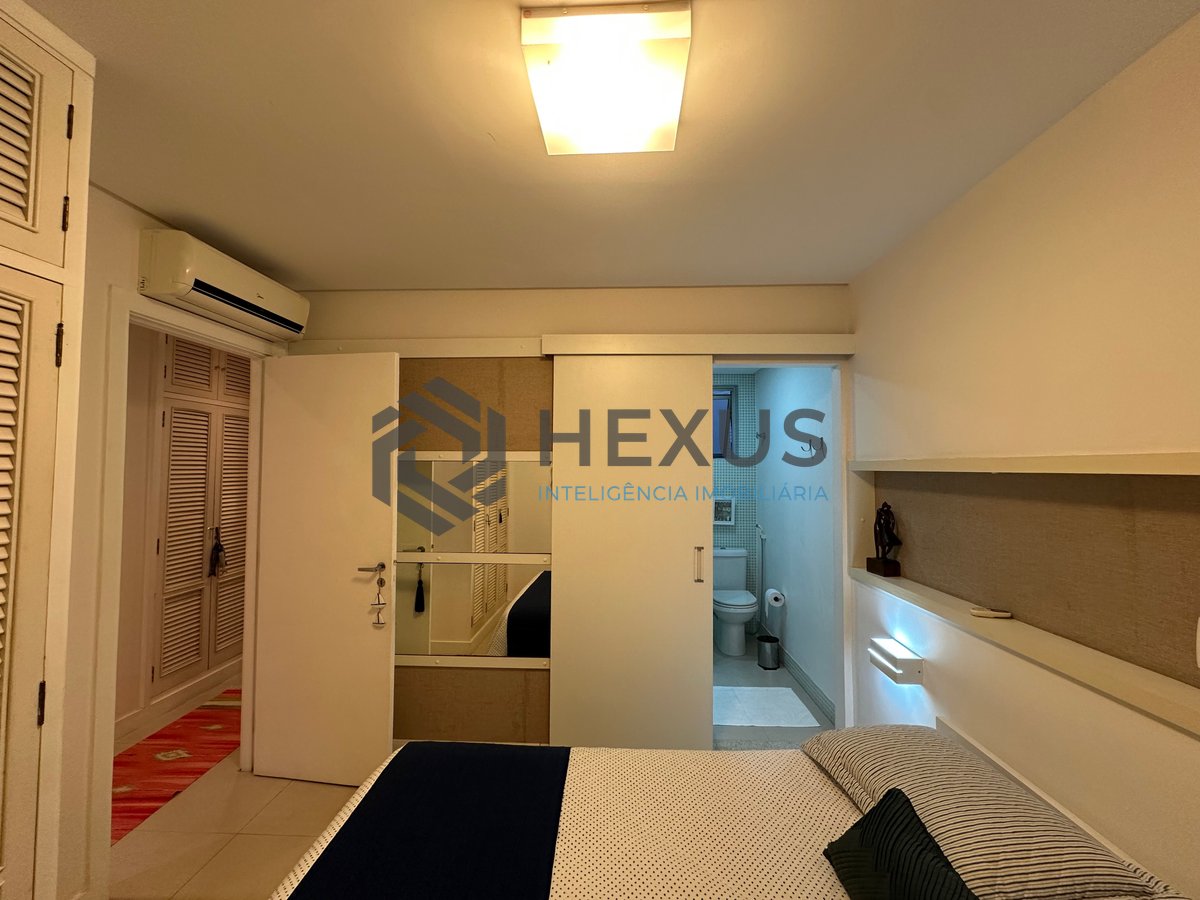 Foto 12 de Apartamento 3 quartos, 500m da Praia da Enseada - Guarujá