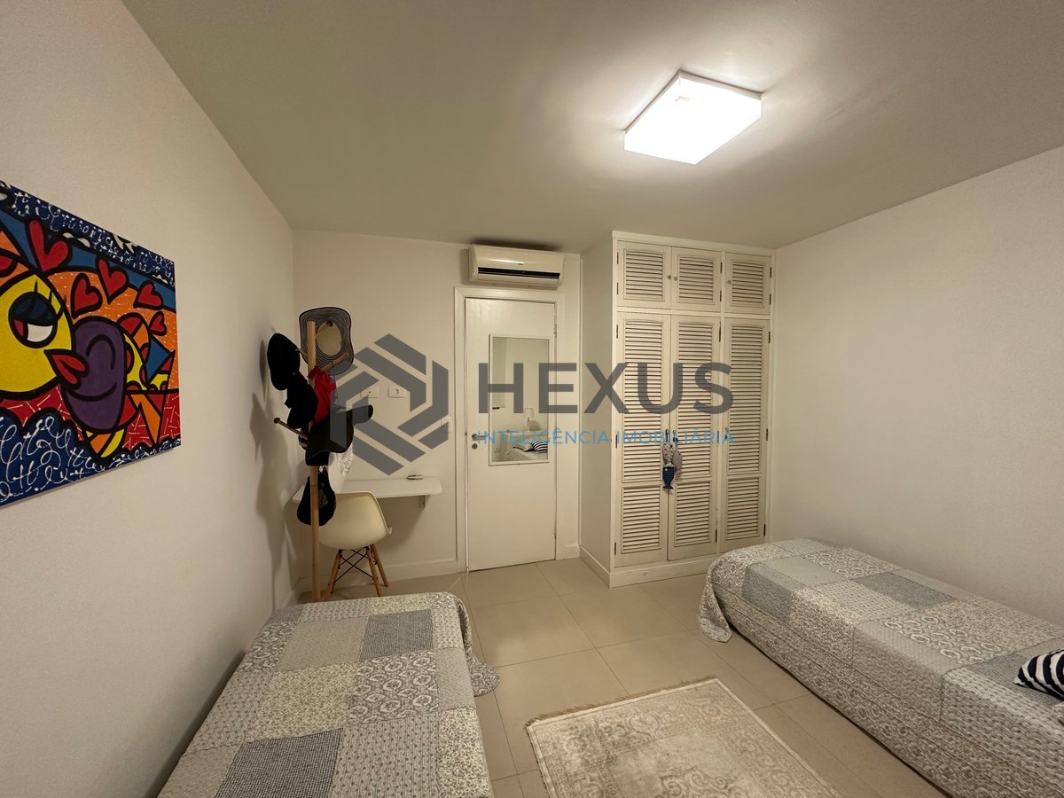 Foto 8 de Apartamento 3 quartos, 500m da Praia da Enseada - Guarujá