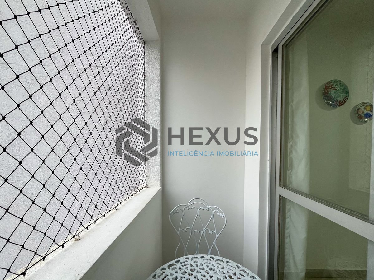 Foto 7 de Apartamento com varanda e lazer a 1 quadra da praia nas Pitangueiras, Guarujá