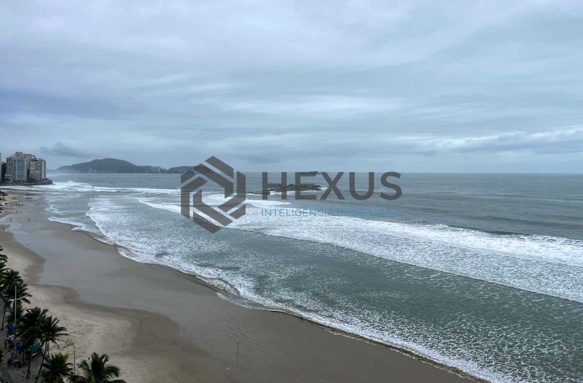 Foto 16 de Apartamento frente mar com varanda vista mar nas Pitangueiras, Guarujá