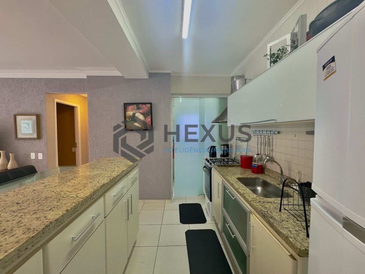 Foto 10 de Apartamento com varanda vista mar e lazer no Jardim Astúrias, Guarujá