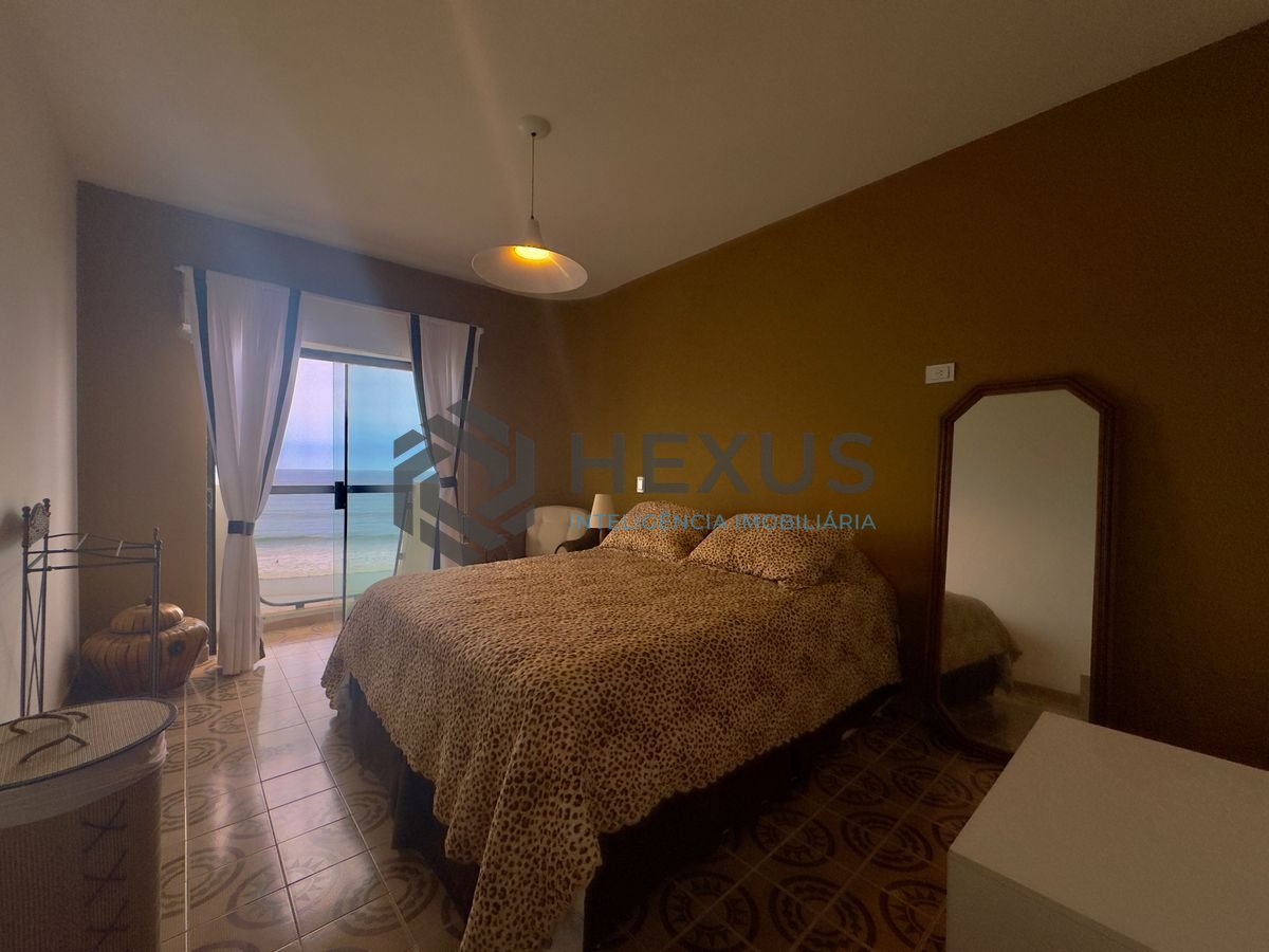 Foto 9 de Apartamento frente mar com varanda vista mar no Jardim Astúrias, Guarujá