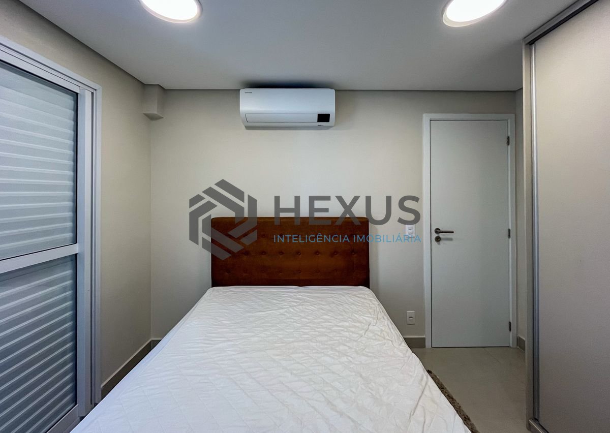Foto 16 de Apartamento reformado com varanda gourmet e lazer nas Pitangueiras, Guarujá