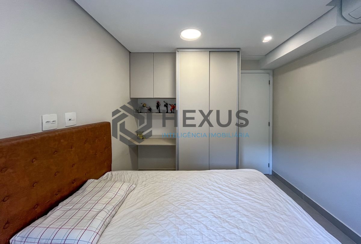 Foto 24 de Apartamento reformado com varanda gourmet e lazer nas Pitangueiras, Guarujá