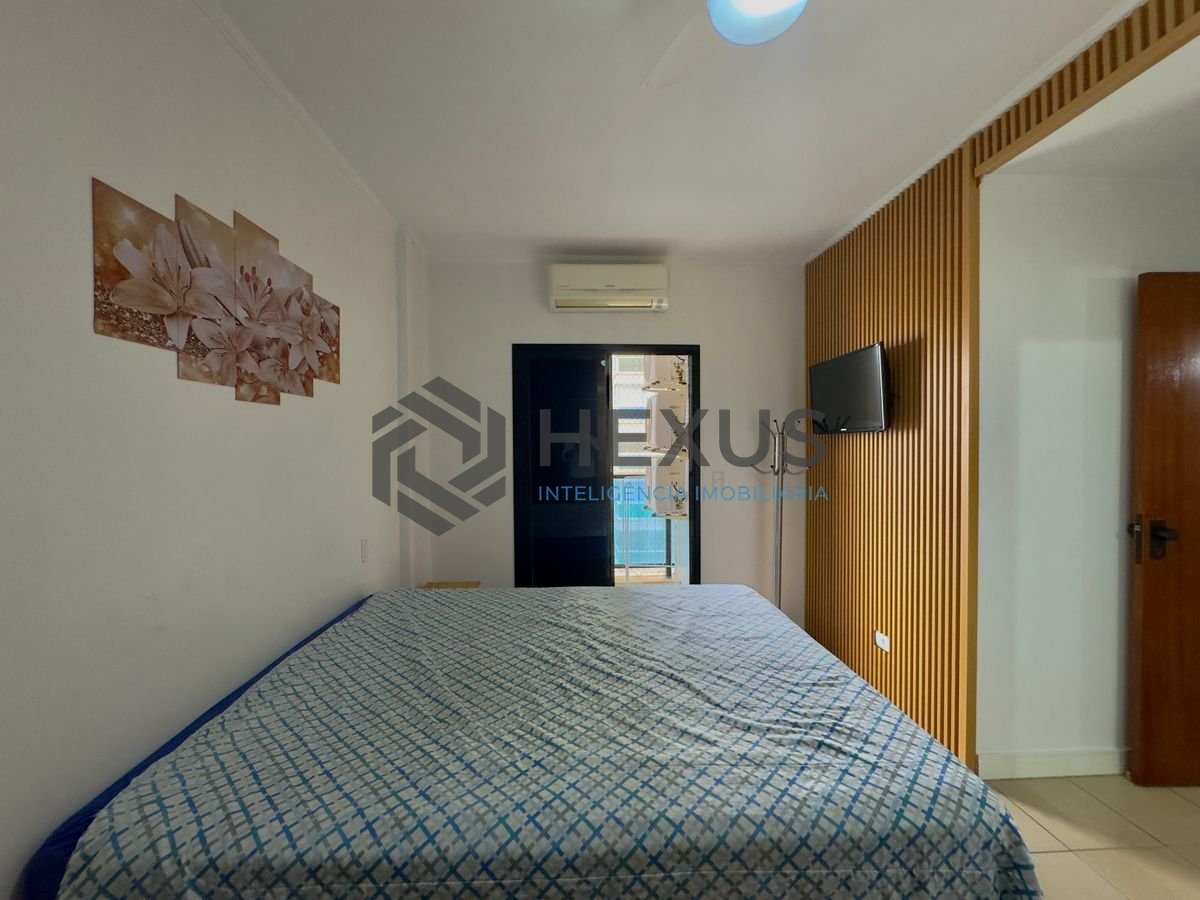 Foto 11 de Flat reformado com varanda gourmet e lazer a 1 quadra da praia nas Pitangueiras, Guarujá