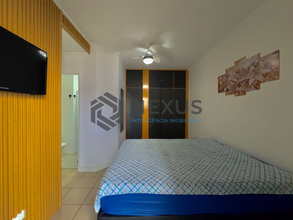 Foto 10 de Flat reformado com varanda gourmet e lazer a 1 quadra da praia nas Pitangueiras, Guarujá