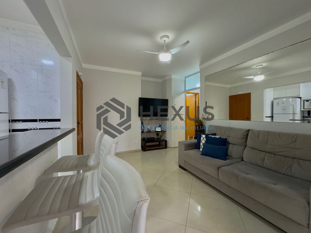 Foto 5 de Flat reformado com varanda gourmet e lazer a 1 quadra da praia nas Pitangueiras, Guarujá