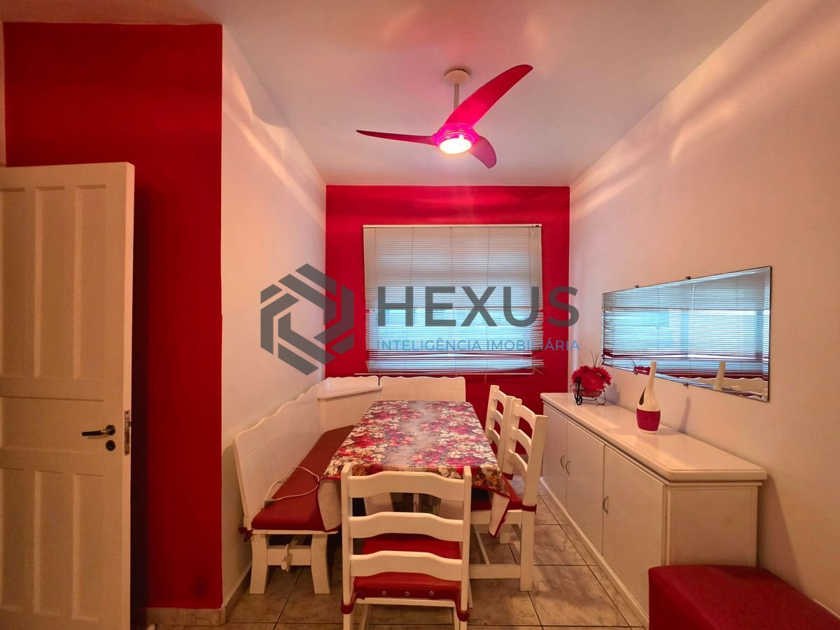 Foto 2 de Apartamento com lazer a 200m da praia na Enseada, Guarujá