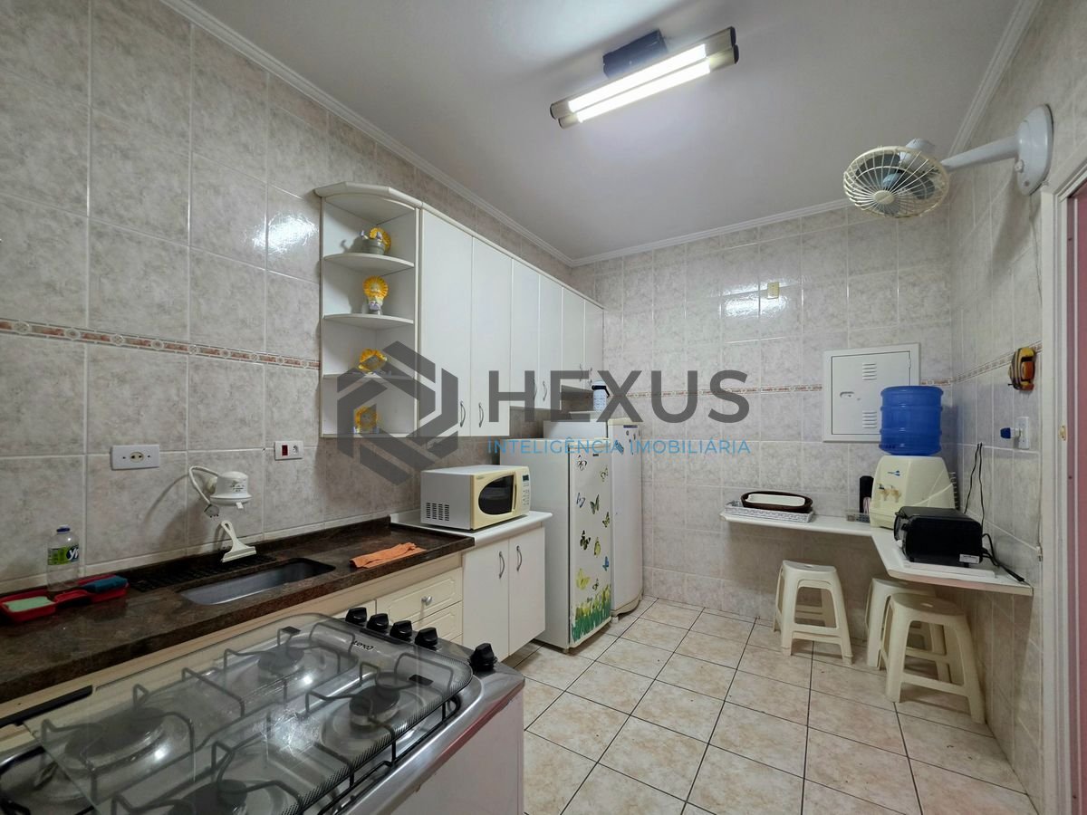 Foto 12 de Apartamento com lazer a 200m da praia na Enseada, Guarujá