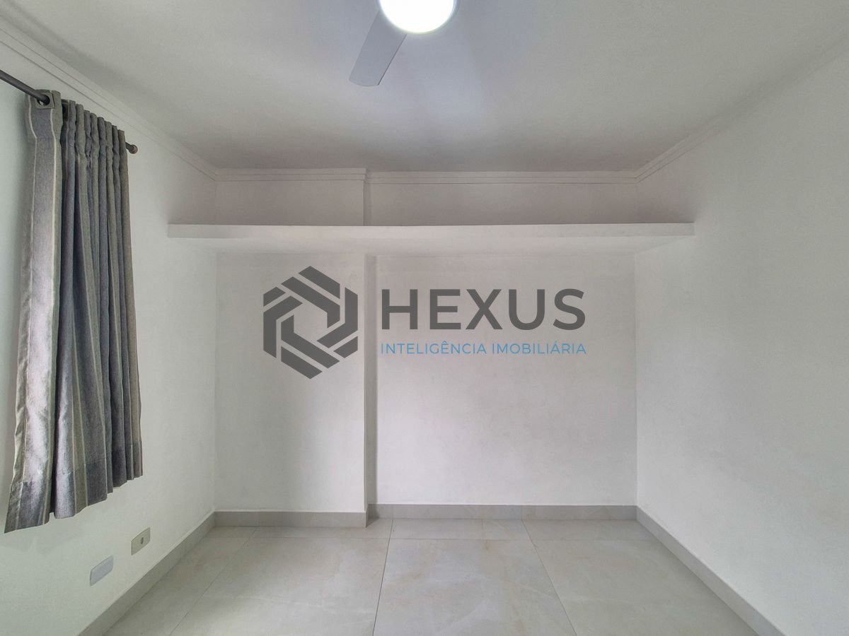 Foto 14 de Apartamento reformado a 1 quadra da praia nas Pitangueiras, Guarujá