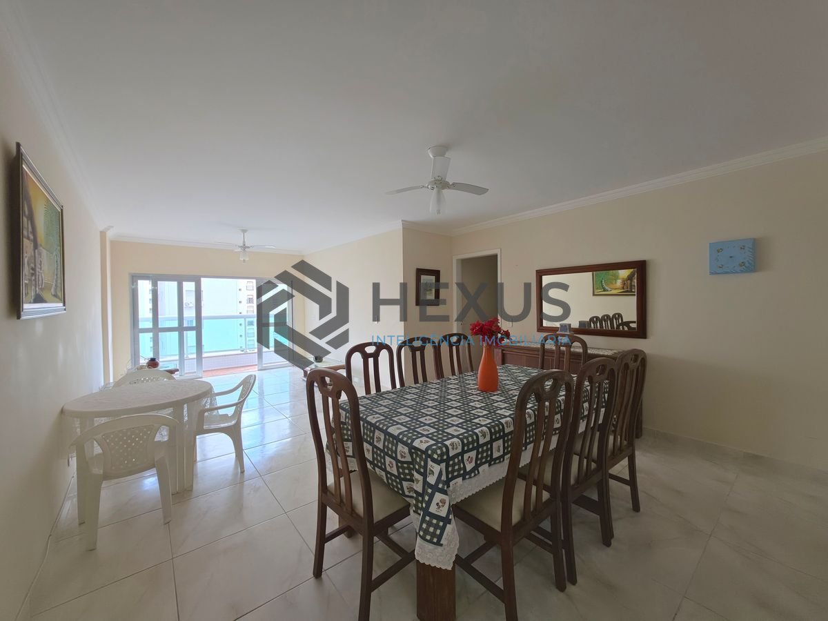 Foto 4 de Apartamento com varanda vista mar e lazer nas Pitangueiras, Guarujá