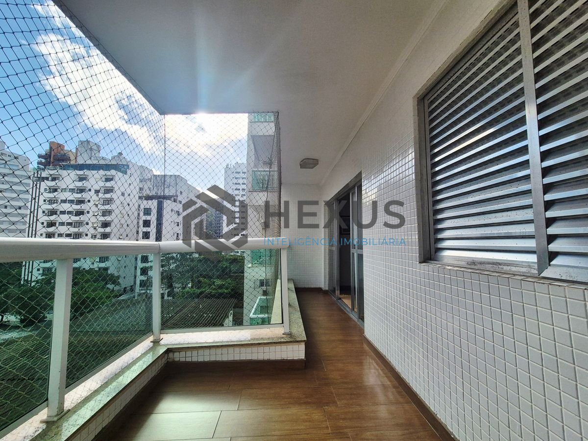 Foto 7 de Apartamento com varanda vista mar e lazer nas Pitangueiras, Guarujá