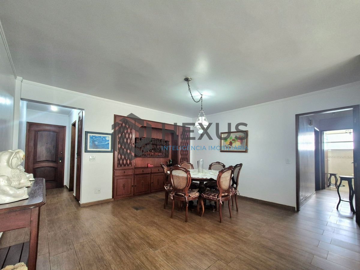 Foto 9 de Apartamento com varanda vista mar e lazer nas Pitangueiras, Guarujá
