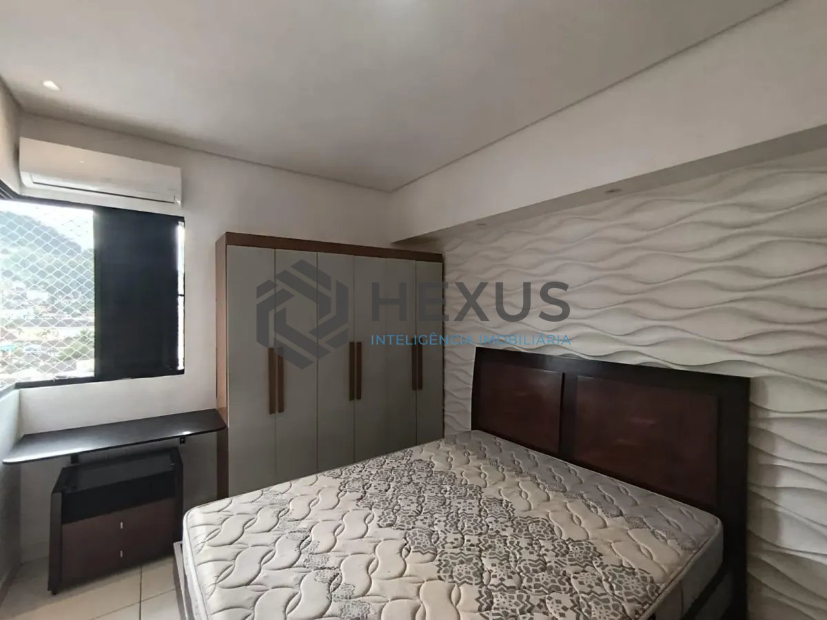 Foto 11 de Apartamento com varanda a 500m da praia na Enseada, Guarujá