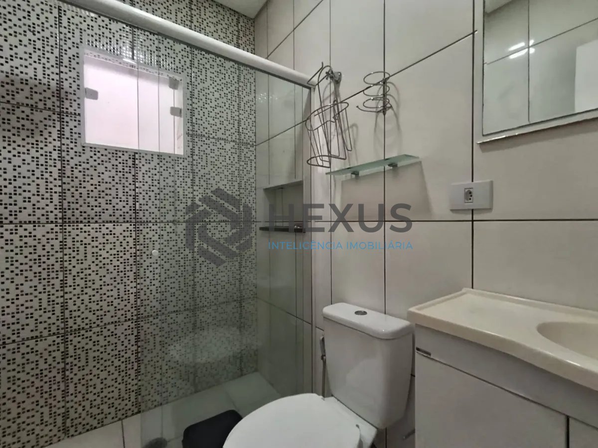 Foto 14 de Apartamento com varanda a 500m da praia na Enseada, Guarujá