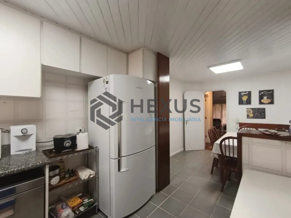 Foto 24 de Apartamento com varanda e lazer na Enseada, Guarujá