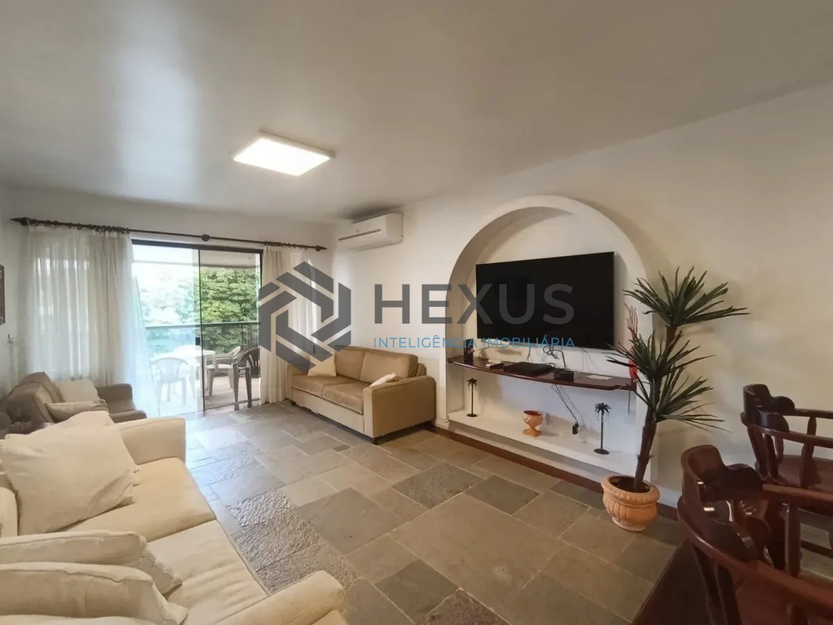 Foto 4 de Apartamento com varanda e lazer na Enseada, Guarujá
