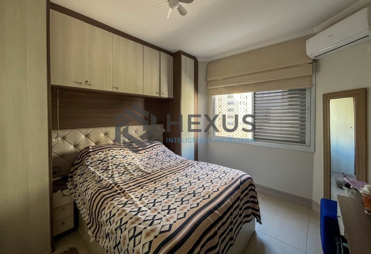 Foto 17 de Apartamento com varanda vista mar e lazer nas Pitangueiras, Guarujá