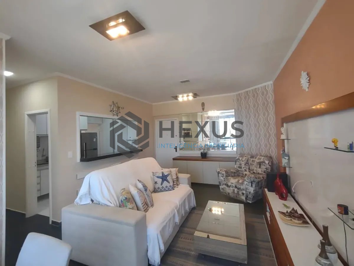 Foto 4 de Apartamento com varanda e lazer na Enseada, Guarujá
