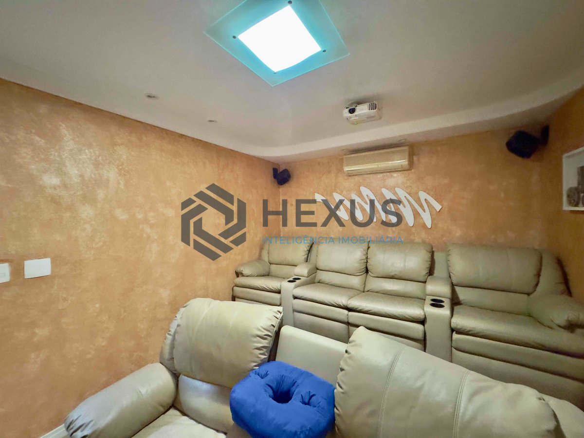 Foto 54 de Casa reformada com varanda piscina e área gourmet no Granville na Praia da Enseada, Guaruja