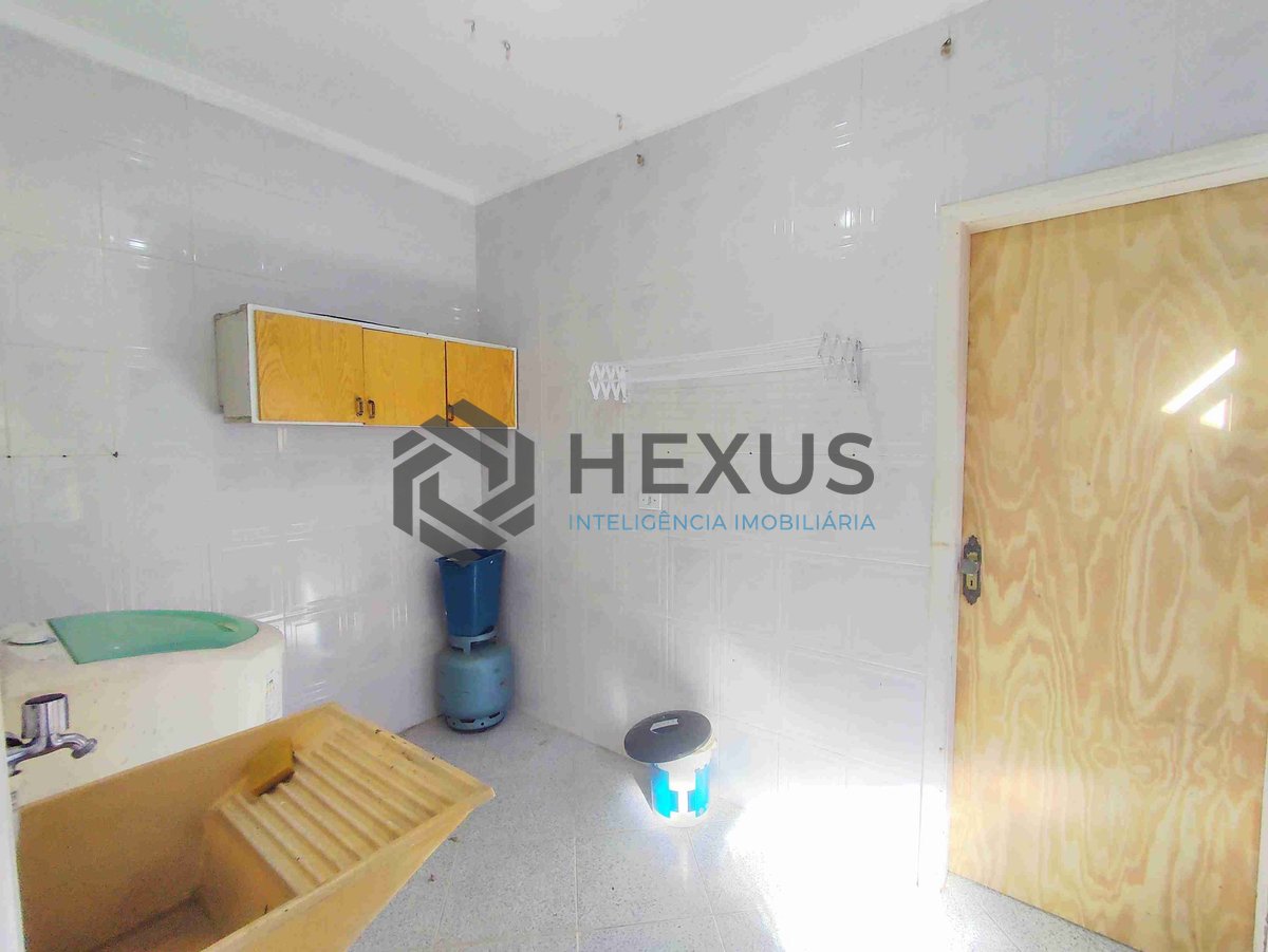 Foto 15 de Casa com varanda e lazer no Jardim Guaiuba, Guaruja