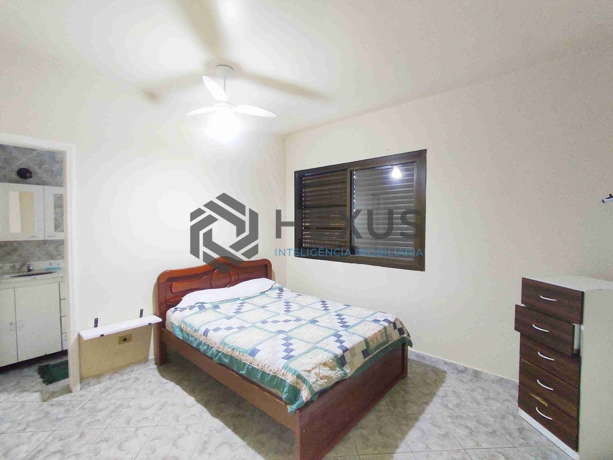 Foto 25 de Casa com varanda e lazer no Jardim Guaiuba, Guaruja