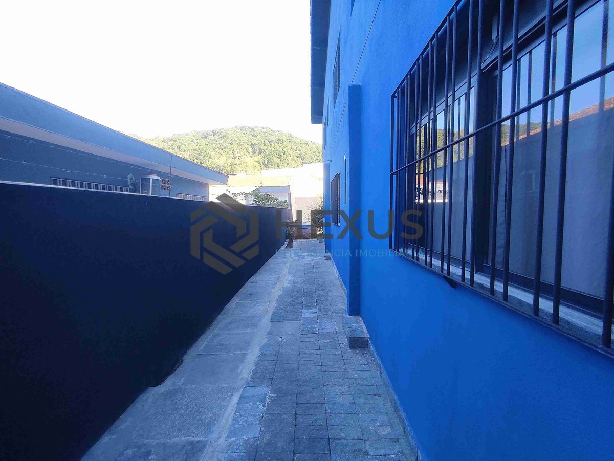 Foto 45 de Casa com varanda e lazer no Jardim Guaiuba, Guaruja