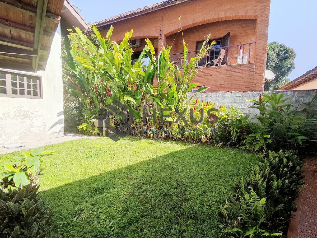 Foto 35 de Casa isolada na Praia do Guaiuba, Guaruja