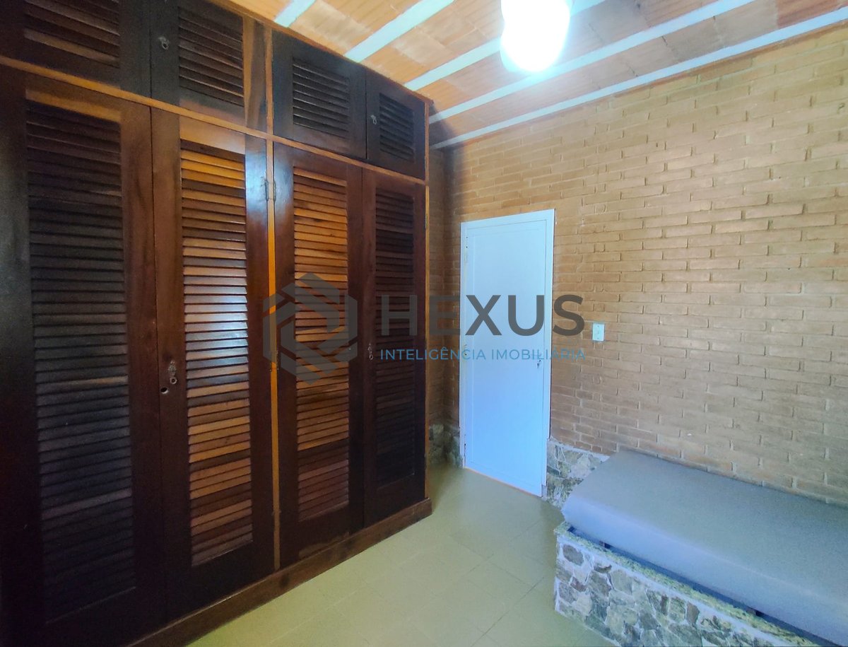 Foto 16 de Casa plana com piscina, área gourmet e edícula a venda na Praia do Guaiuba, Guaruja