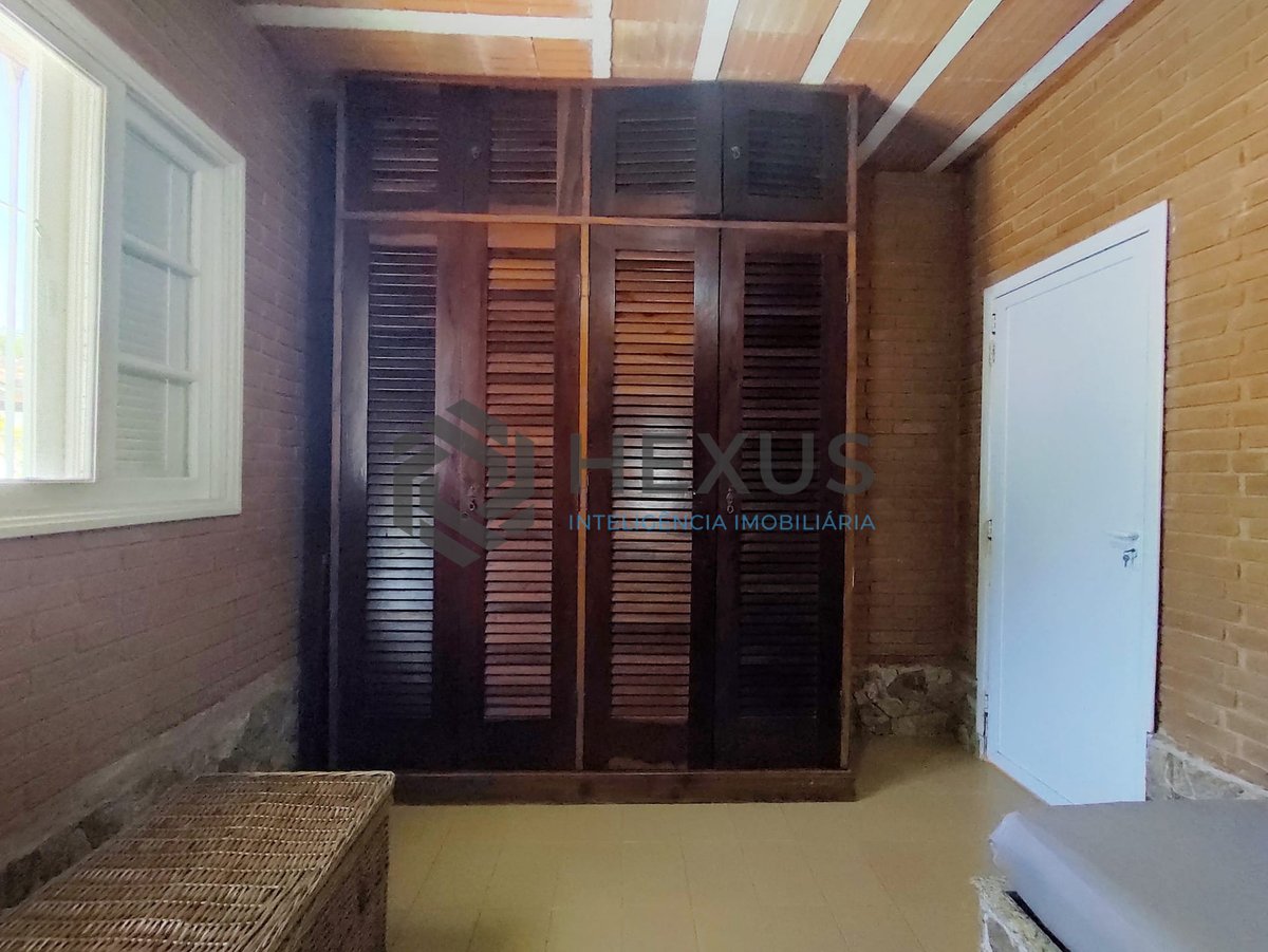 Foto 17 de Casa plana com piscina, área gourmet e edícula a venda na Praia do Guaiuba, Guaruja