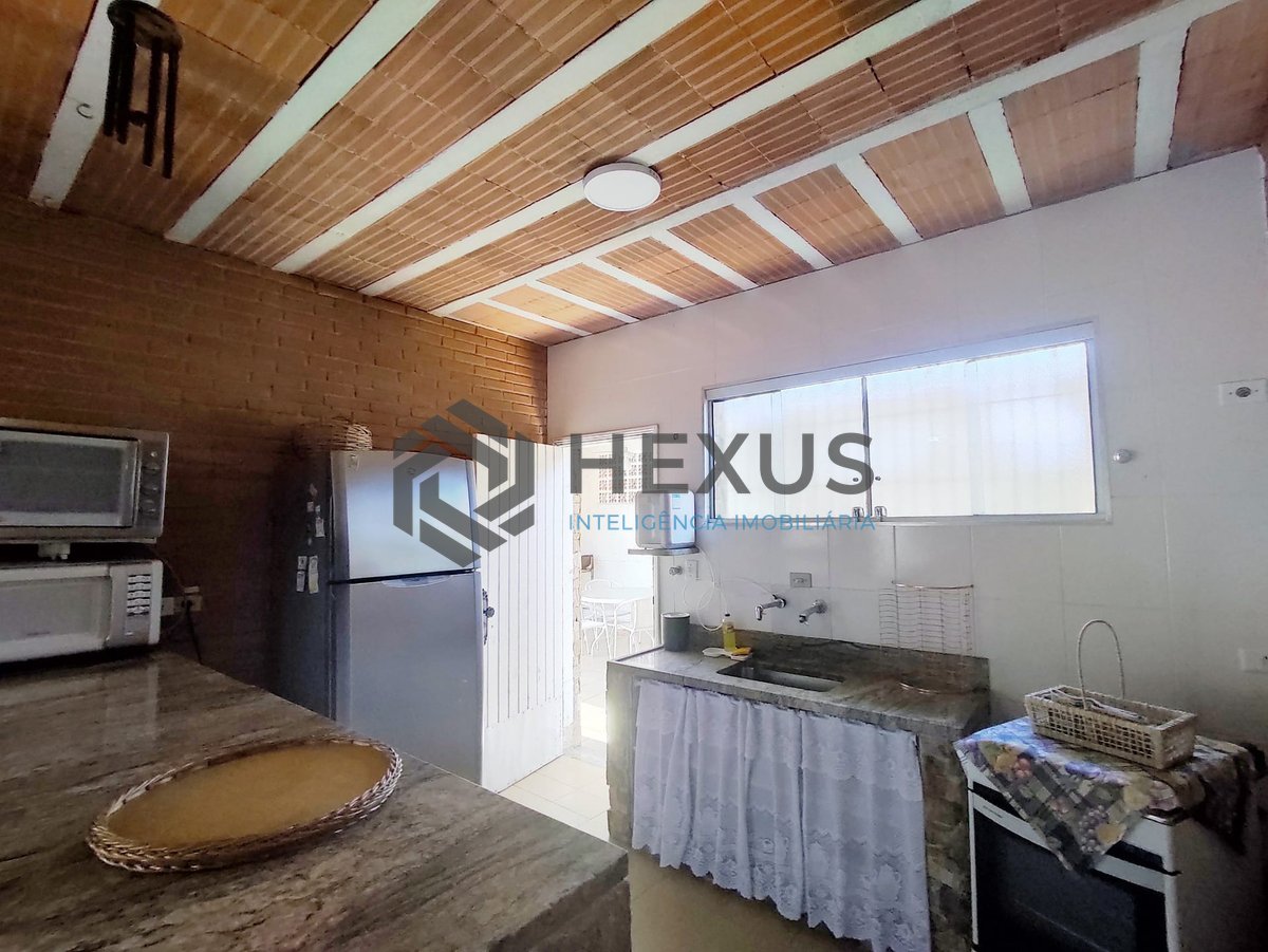 Foto 25 de Casa plana com piscina, área gourmet e edícula a venda na Praia do Guaiuba, Guaruja