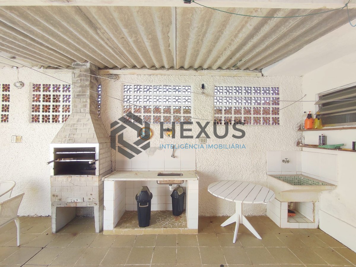 Foto 27 de Casa plana com piscina, área gourmet e edícula a venda na Praia do Guaiuba, Guaruja