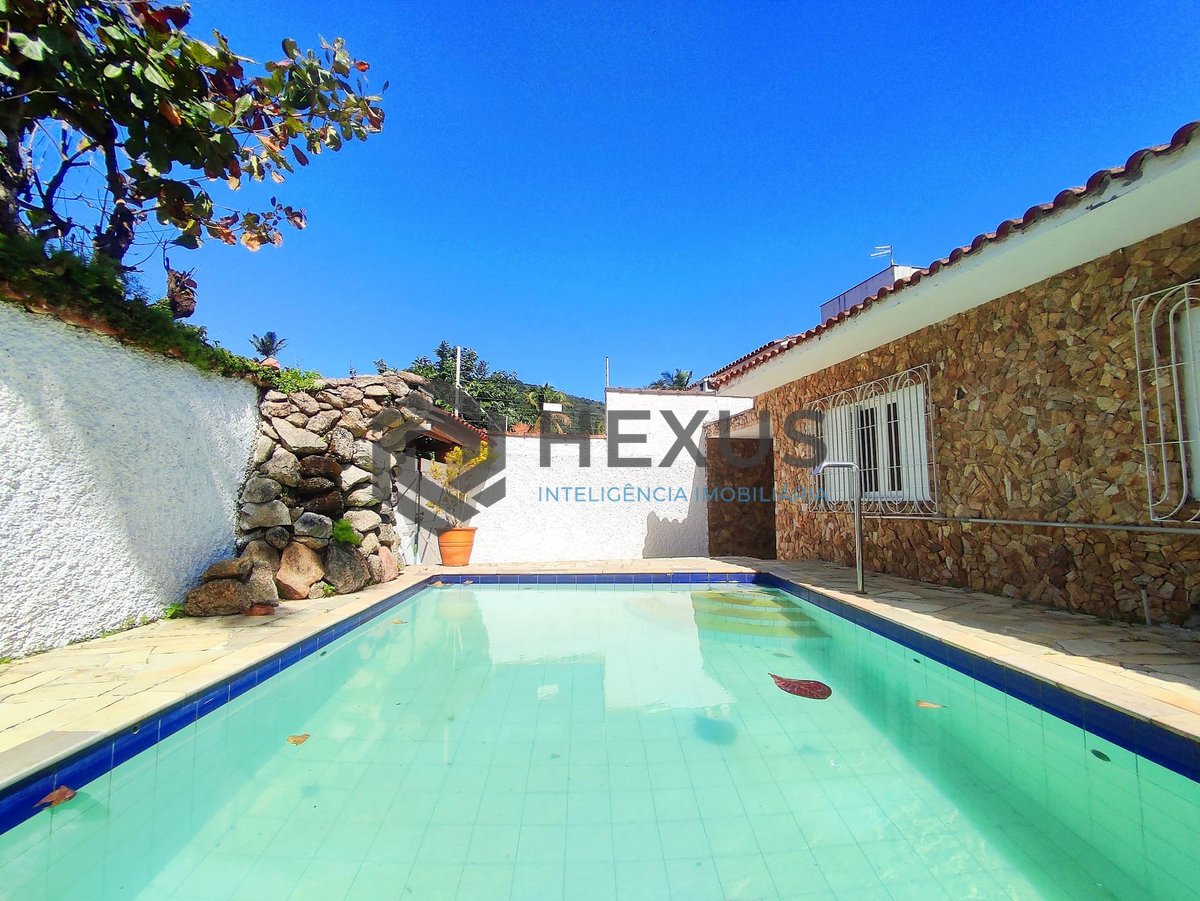 Foto 34 de Casa plana com piscina, área gourmet e edícula a venda na Praia do Guaiuba, Guaruja